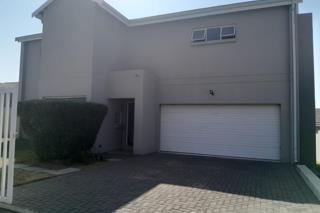 3 Bedroom Property for Sale in Blue Hills AH Gauteng