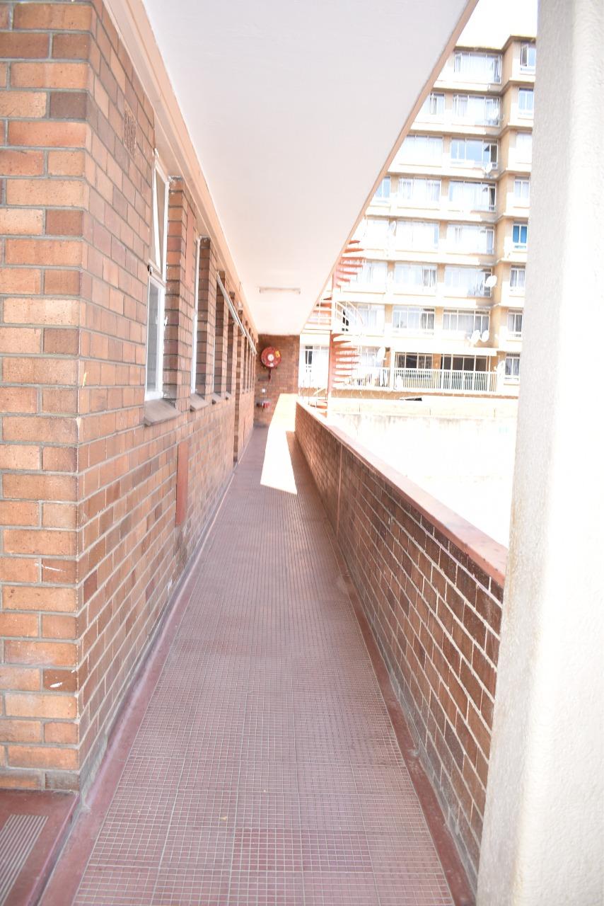 1 Bedroom Property for Sale in Pretoria Central Gauteng