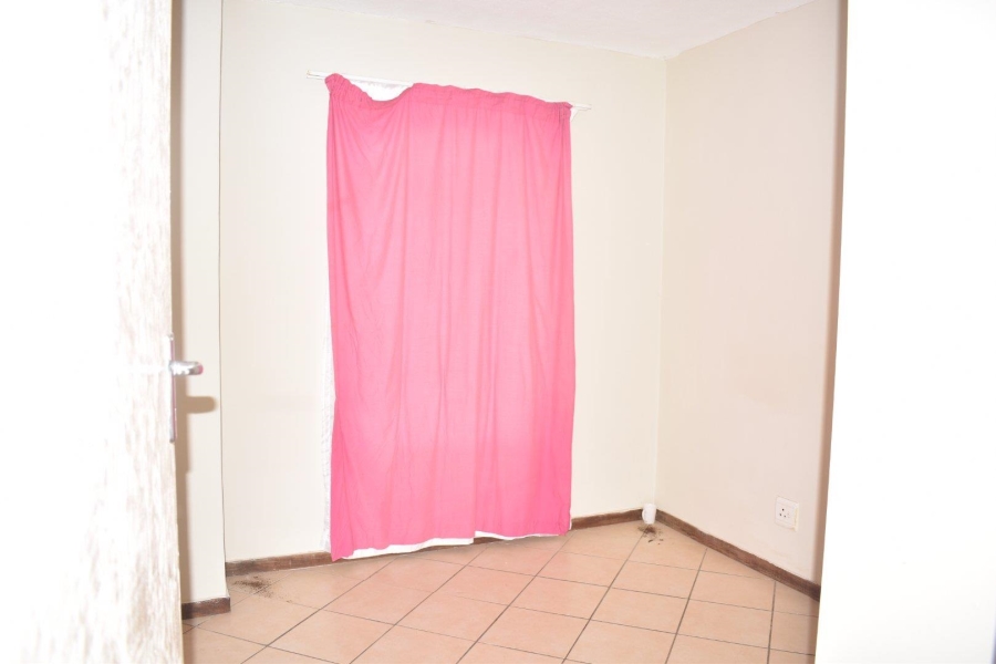 2 Bedroom Property for Sale in Wonderpark Estate Gauteng