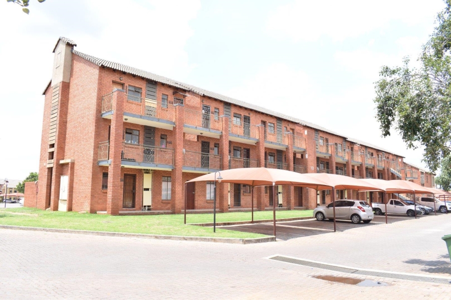 2 Bedroom Property for Sale in Wonderpark Estate Gauteng