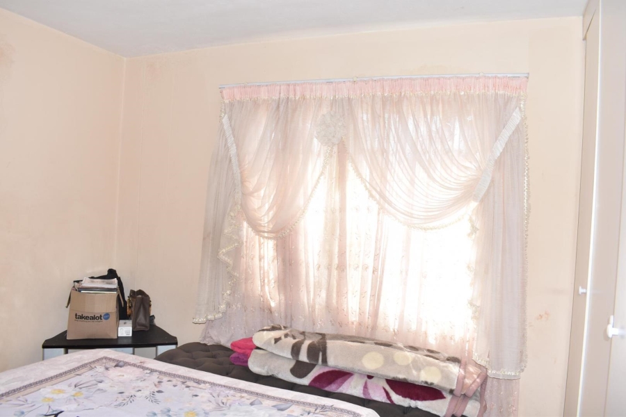 2 Bedroom Property for Sale in Doreg A H Gauteng