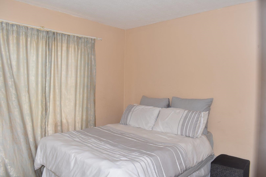 2 Bedroom Property for Sale in Wonderpark Estate Gauteng