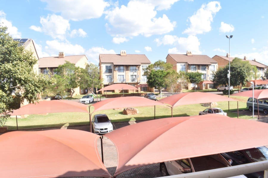 2 Bedroom Property for Sale in Wonderpark Estate Gauteng