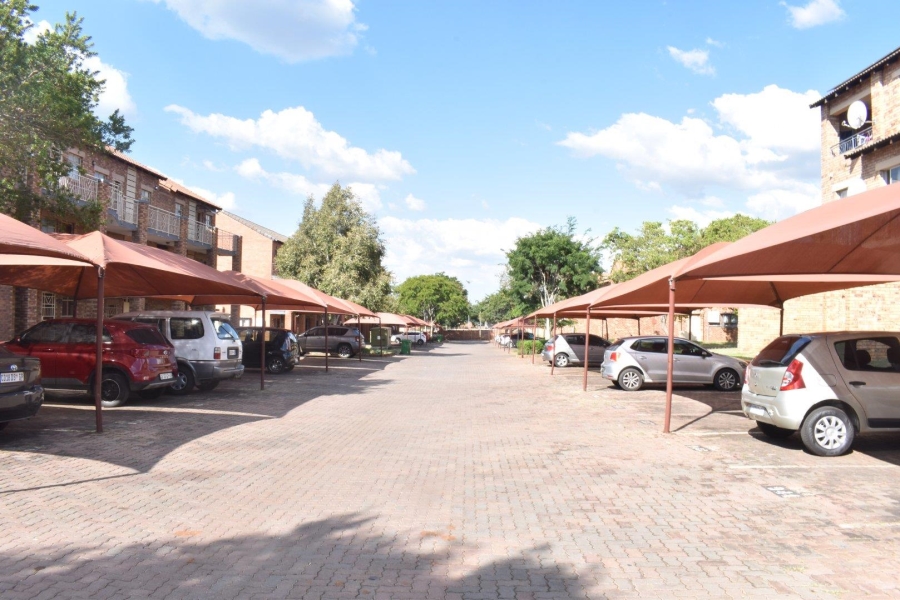 2 Bedroom Property for Sale in Wonderpark Estate Gauteng