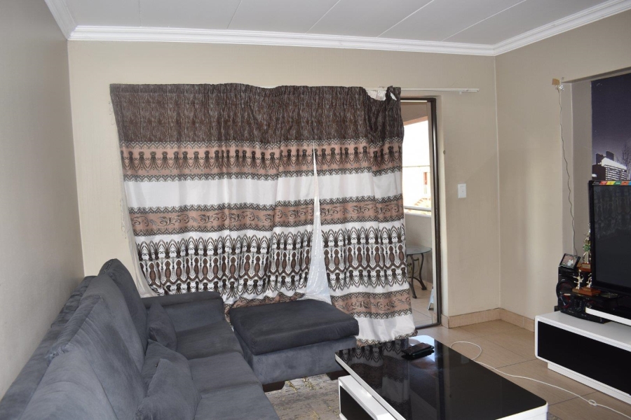 2 Bedroom Property for Sale in Andeon AH Gauteng