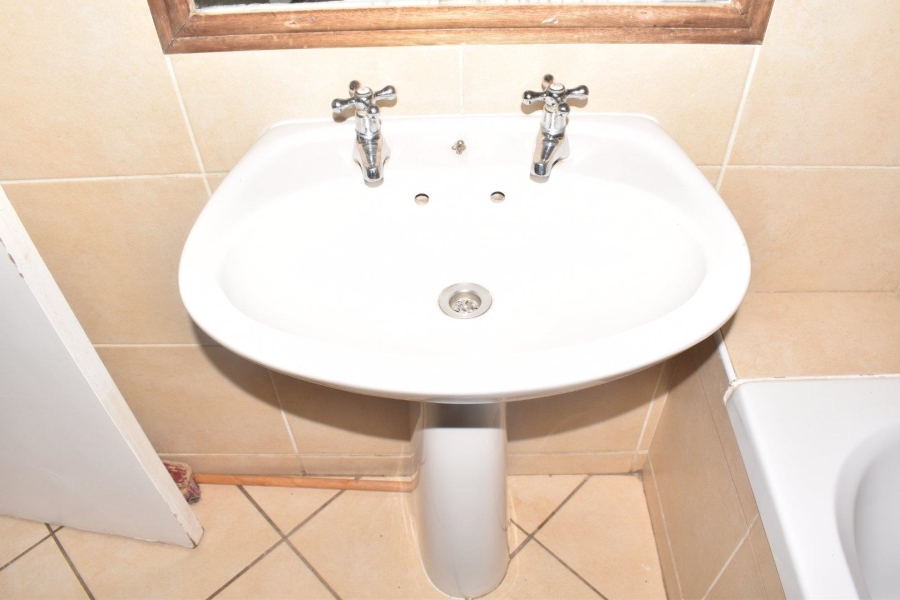 2 Bedroom Property for Sale in Wonderpark Estate Gauteng