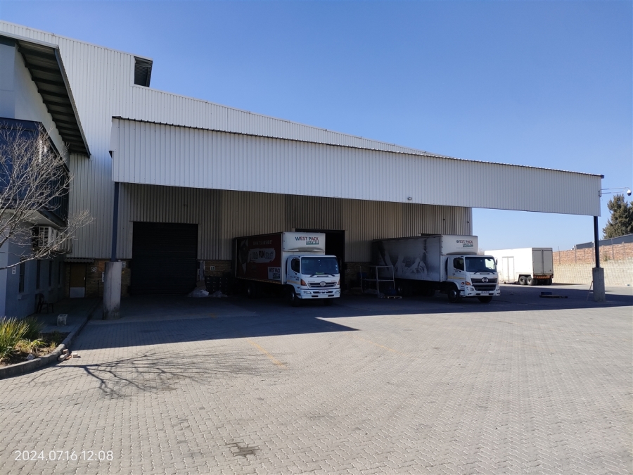 To Let commercial Property for Rent in Mostyn Park Gauteng