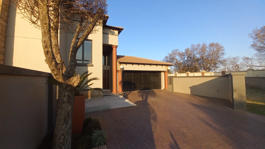 3 Bedroom Property for Sale in Sunward Park Gauteng