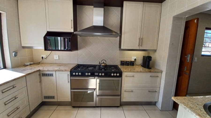 3 Bedroom Property for Sale in Sunward Park Gauteng