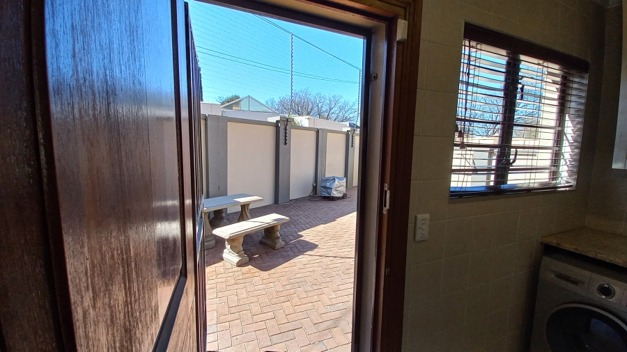 3 Bedroom Property for Sale in Sunward Park Gauteng