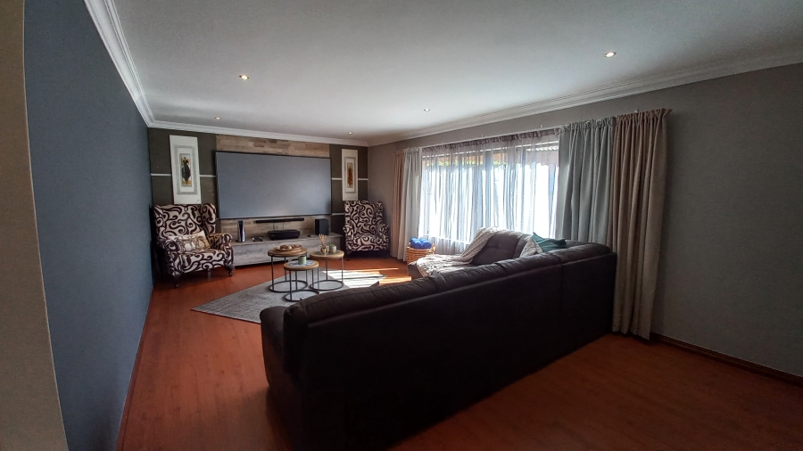 3 Bedroom Property for Sale in Sunward Park Gauteng