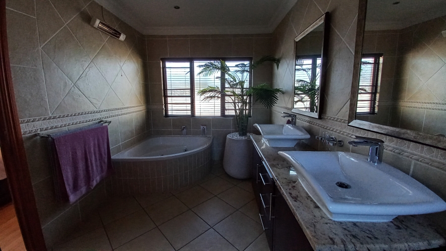 3 Bedroom Property for Sale in Sunward Park Gauteng