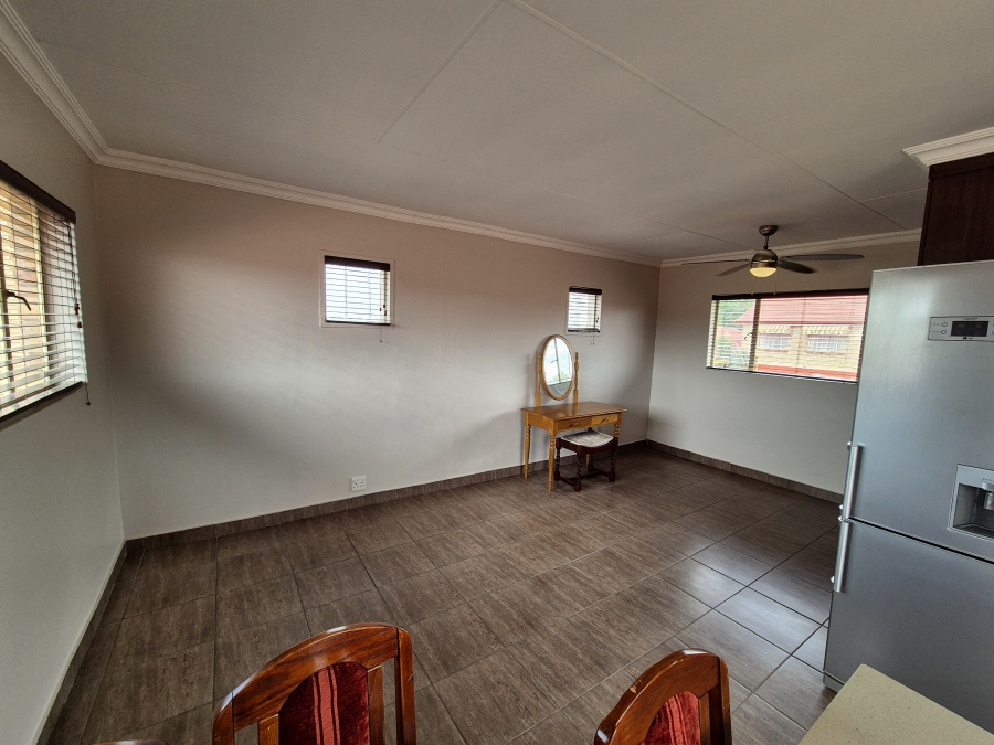 3 Bedroom Property for Sale in Eldoraigne Gauteng