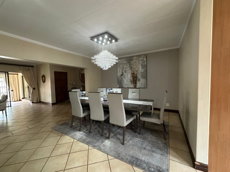 4 Bedroom Property for Sale in North Riding Gauteng