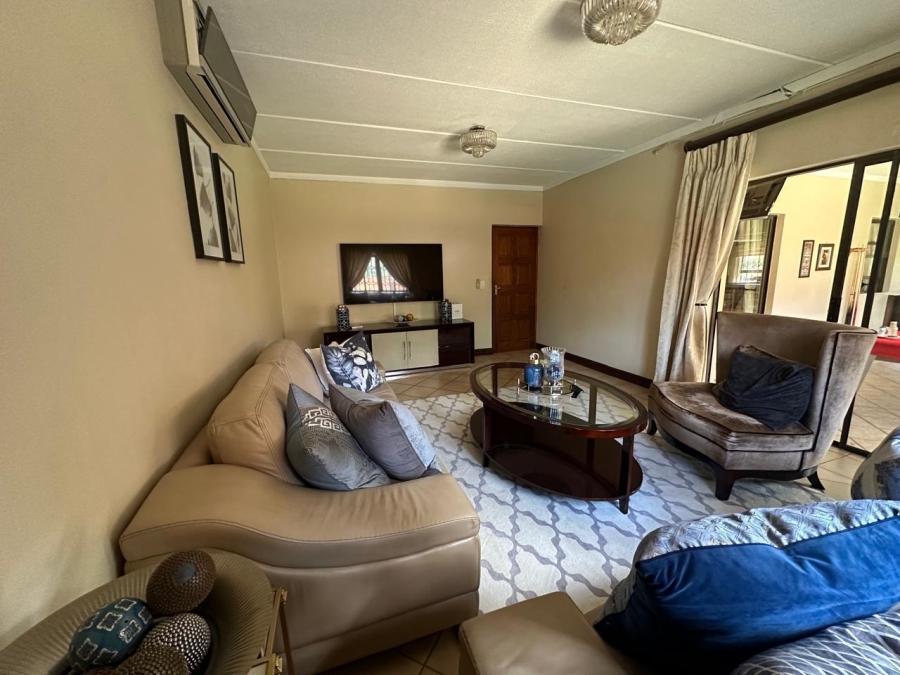 4 Bedroom Property for Sale in North Riding Gauteng