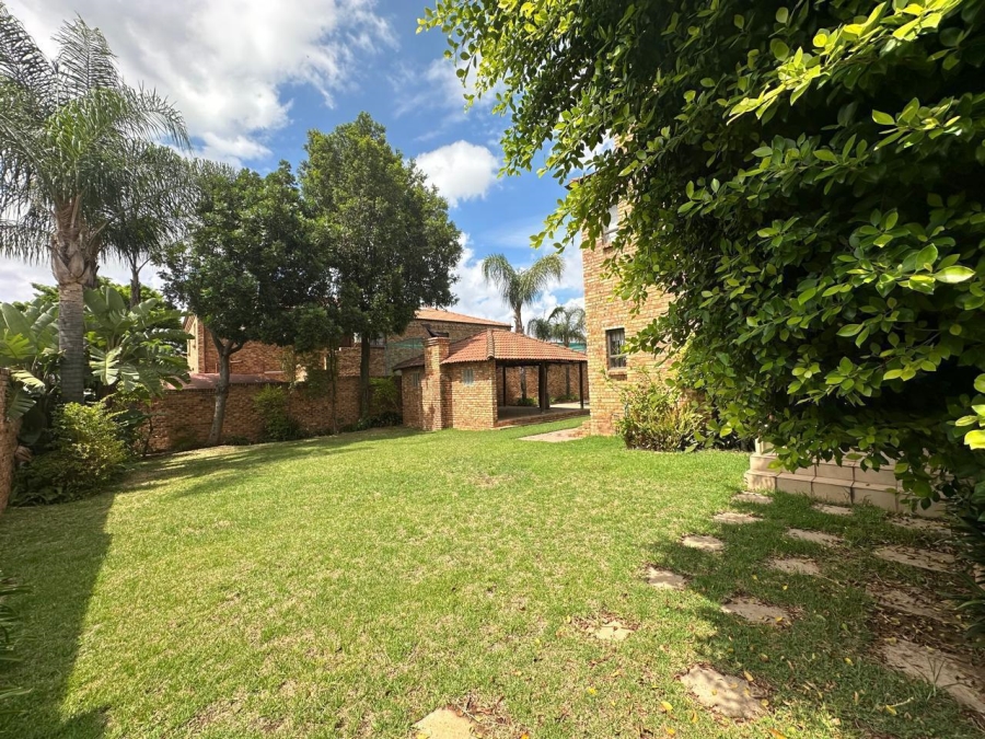 4 Bedroom Property for Sale in North Riding Gauteng