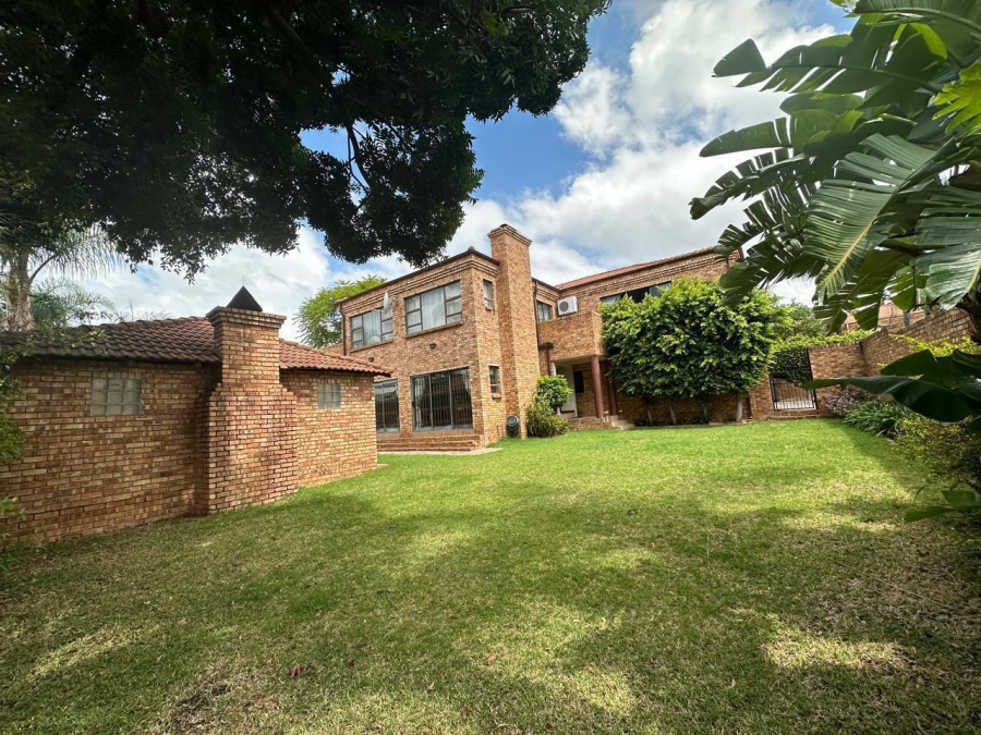 4 Bedroom Property for Sale in North Riding Gauteng