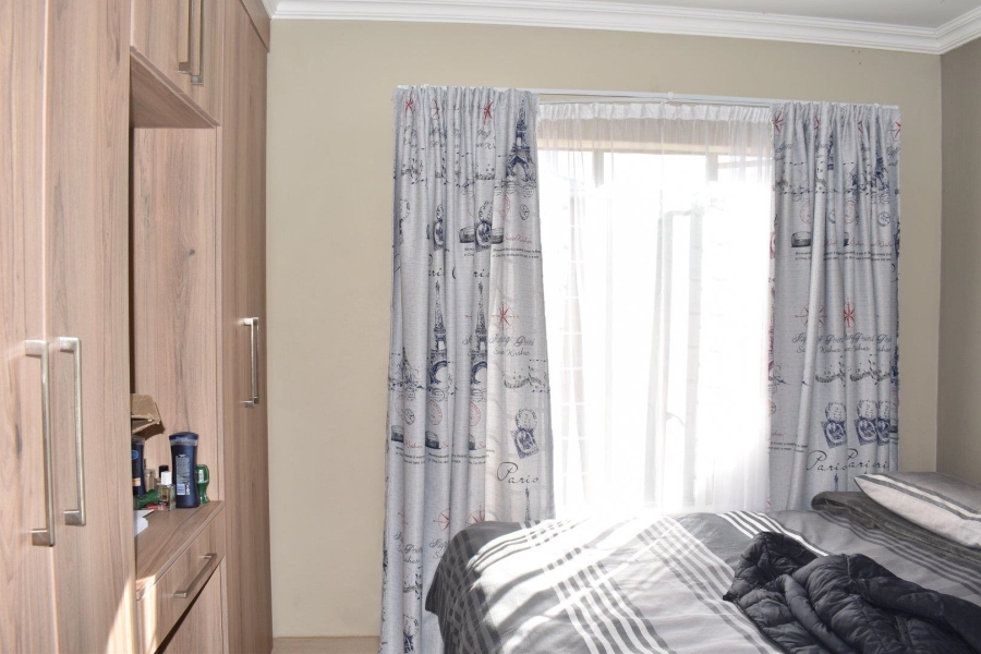 2 Bedroom Property for Sale in Pretoria West Gauteng