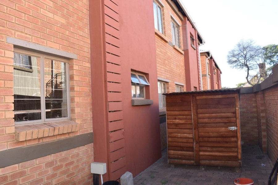 2 Bedroom Property for Sale in Pretoria West Gauteng