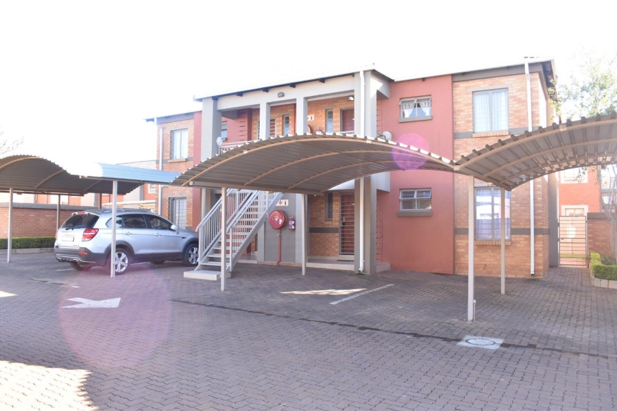 2 Bedroom Property for Sale in Pretoria West Gauteng