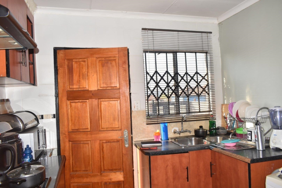 3 Bedroom Property for Sale in Kirkney Gauteng