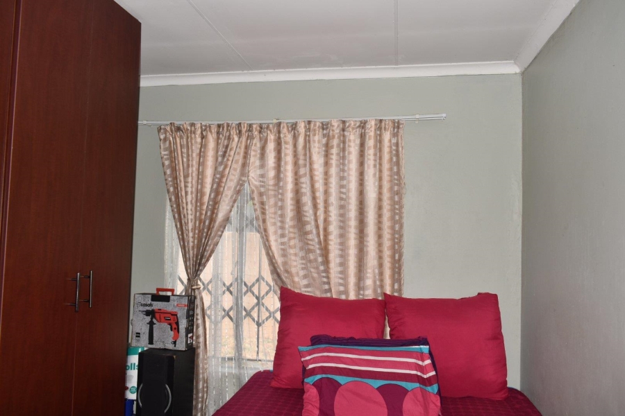 3 Bedroom Property for Sale in Kirkney Gauteng