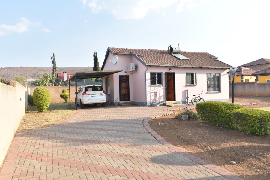 3 Bedroom Property for Sale in Kirkney Gauteng