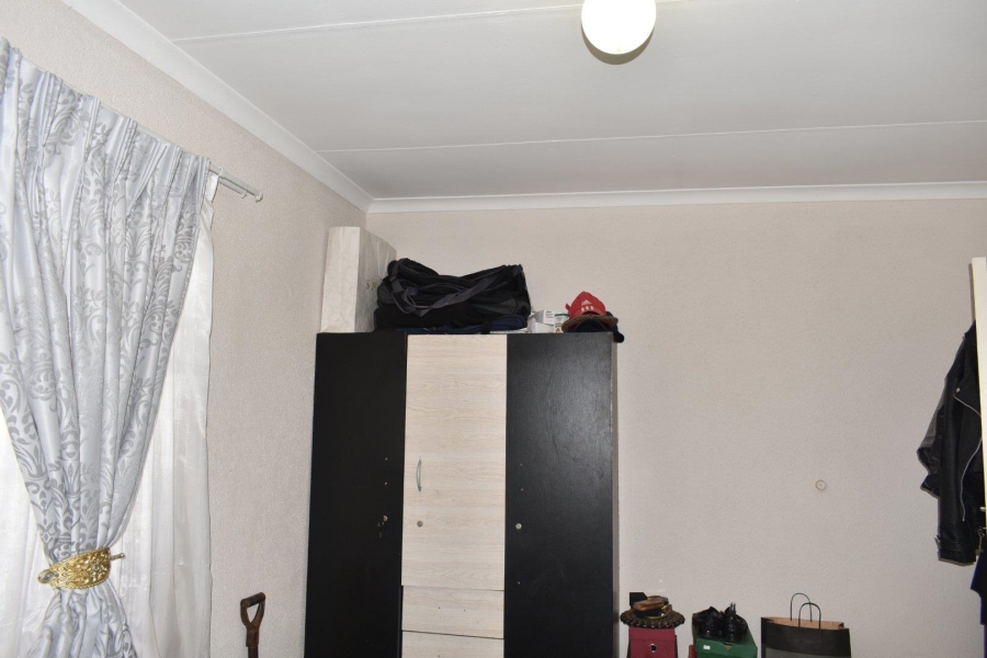 2 Bedroom Property for Sale in Rosslyn Gauteng