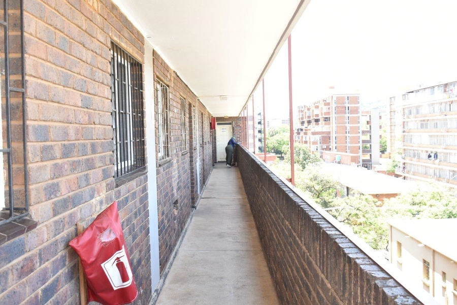 2 Bedroom Property for Sale in Sunnyside Gauteng