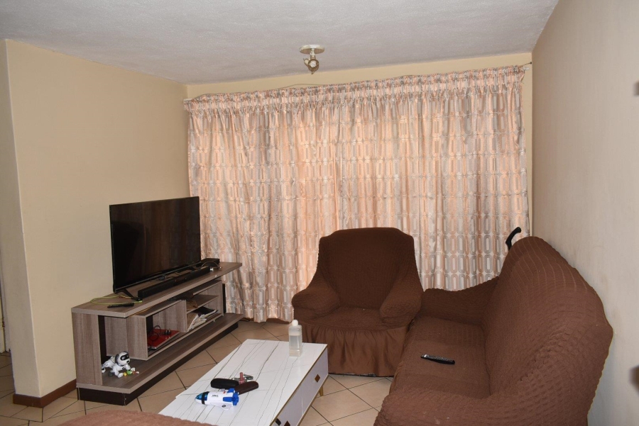 2 Bedroom Property for Sale in Wonderpark Estate Gauteng