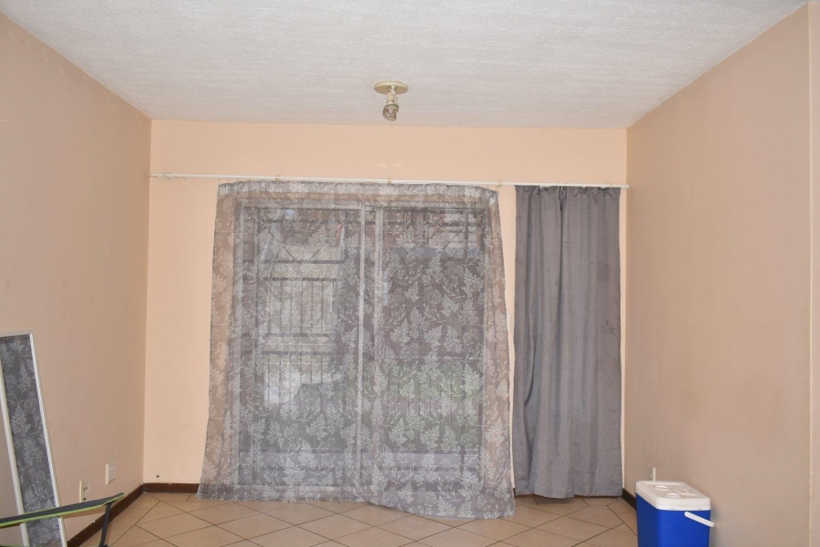 2 Bedroom Property for Sale in Wonderpark Estate Gauteng