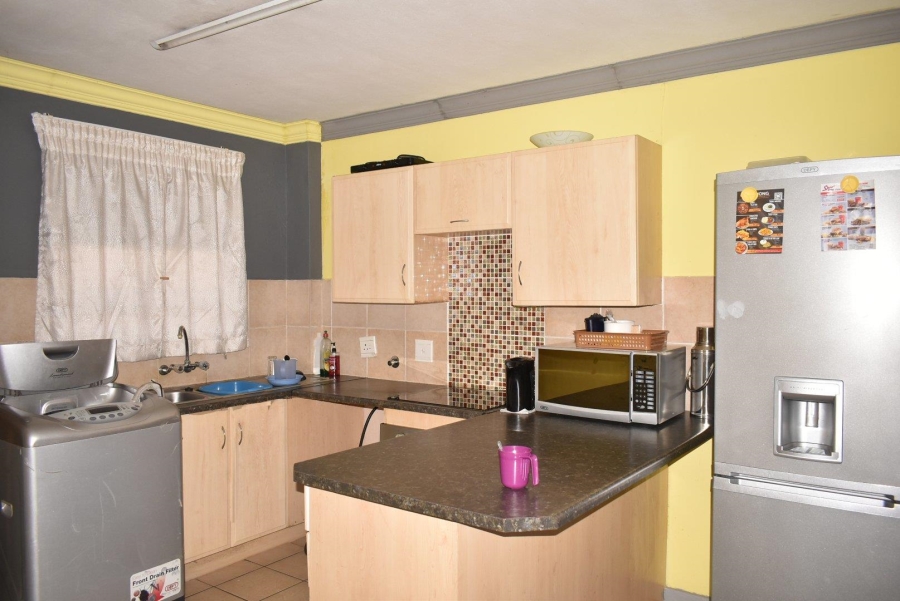 2 Bedroom Property for Sale in Doreg A H Gauteng