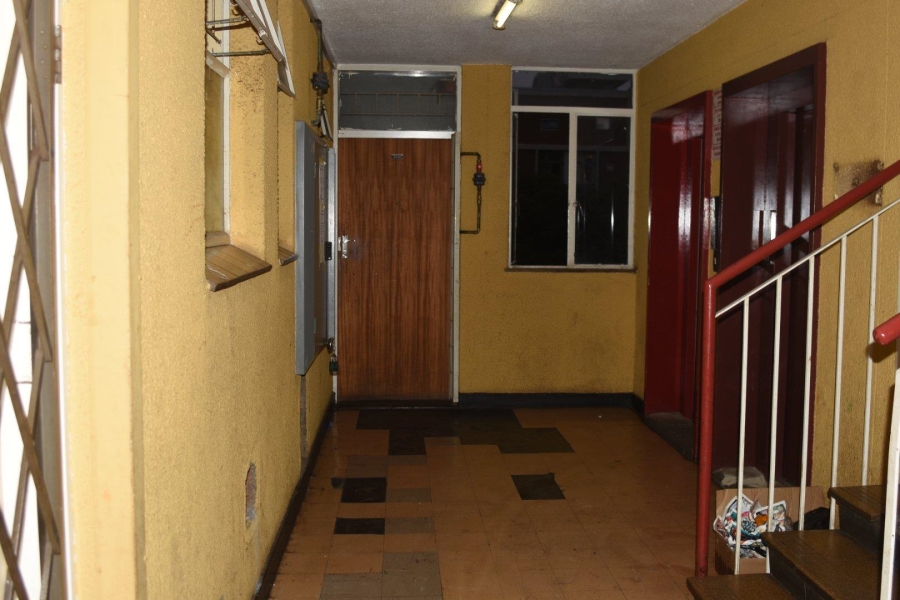 2 Bedroom Property for Sale in Pretoria Central Gauteng