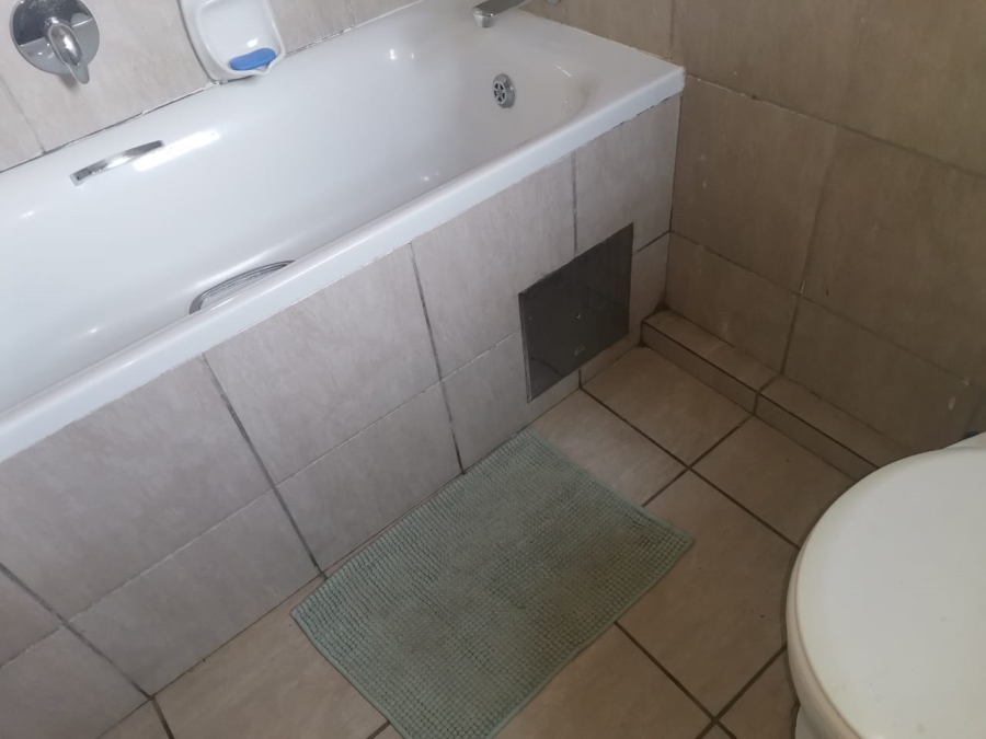 To Let 3 Bedroom Property for Rent in Terenure Gauteng