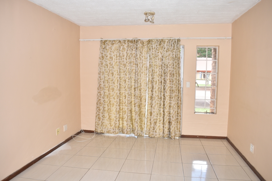 To Let 2 Bedroom Property for Rent in Wonderpark Estate Gauteng