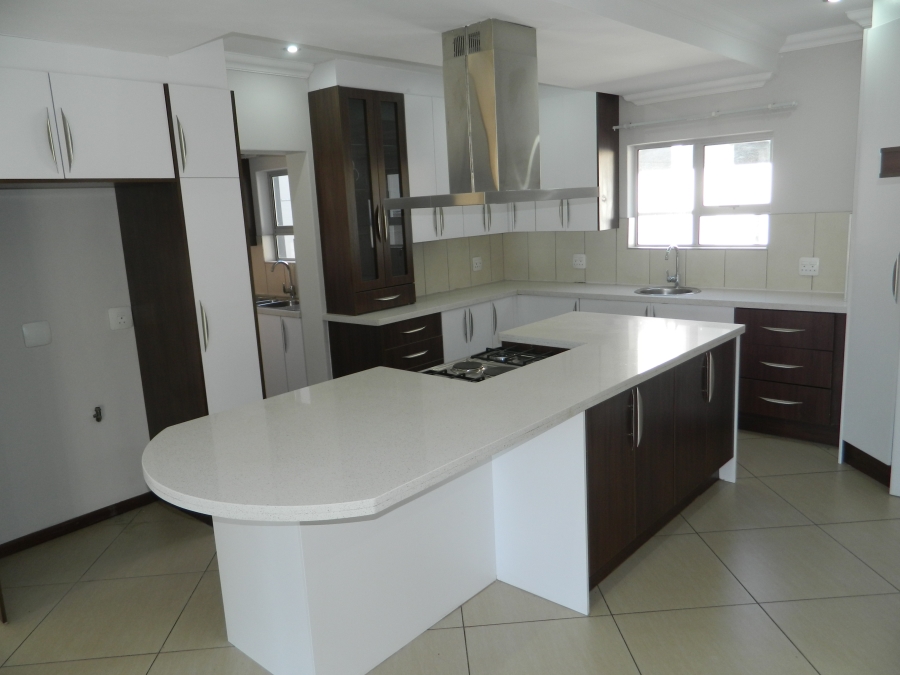 To Let 4 Bedroom Property for Rent in Silverwoods Country Estate Gauteng