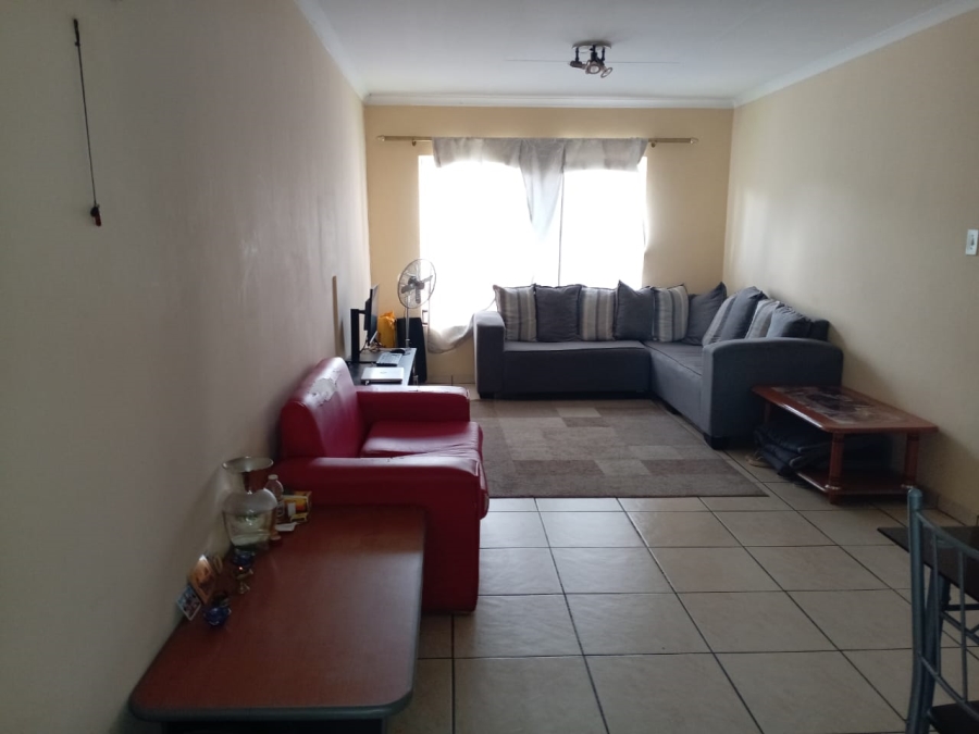 To Let 1 Bedroom Property for Rent in Halfway Gardens Gauteng