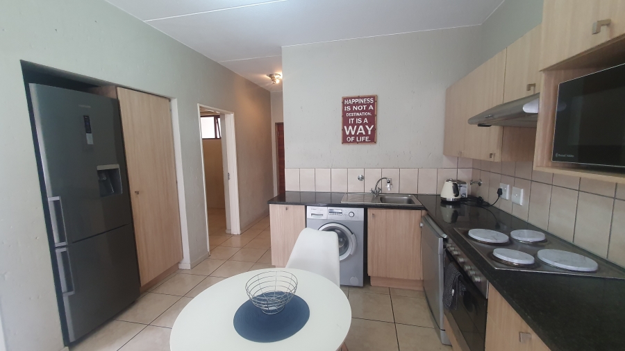 To Let 2 Bedroom Property for Rent in Ferndale Gauteng