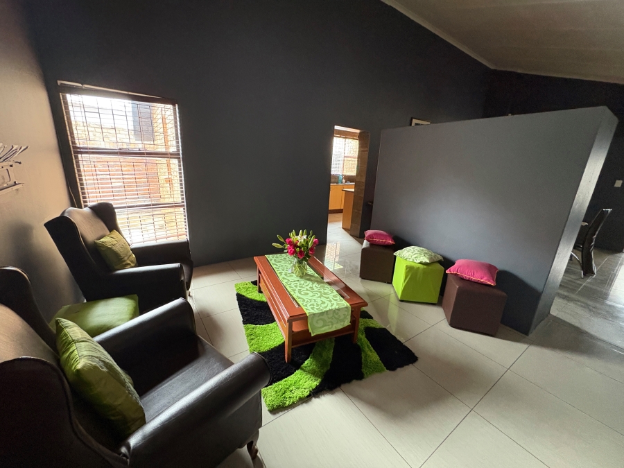 4 Bedroom Property for Sale in Theresa Park Gauteng