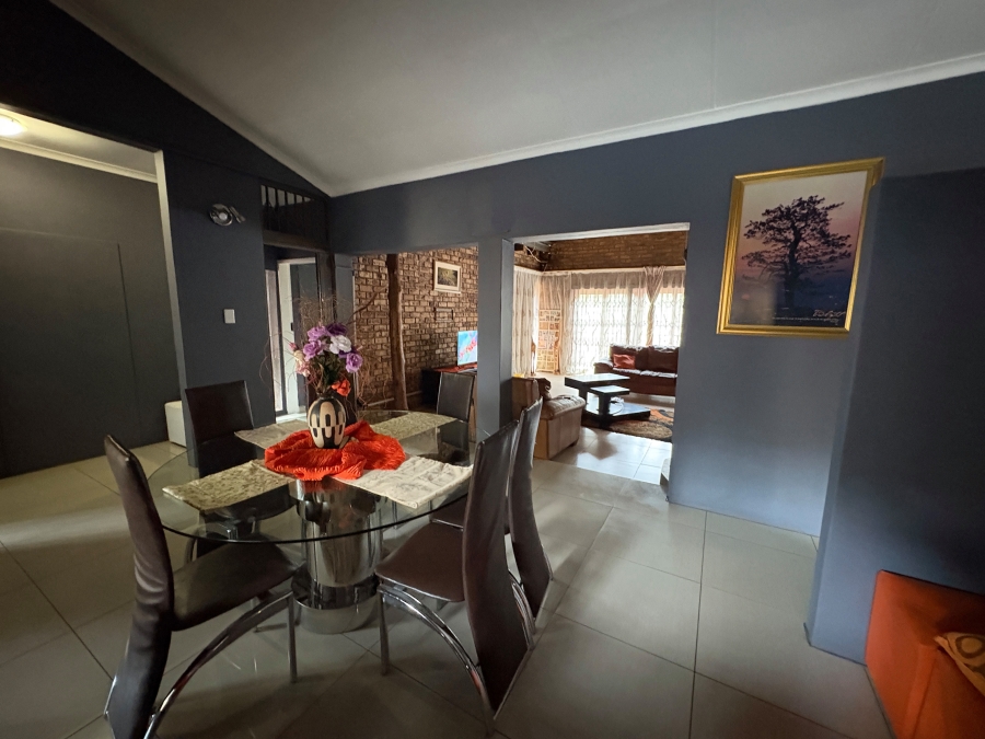 4 Bedroom Property for Sale in Theresa Park Gauteng