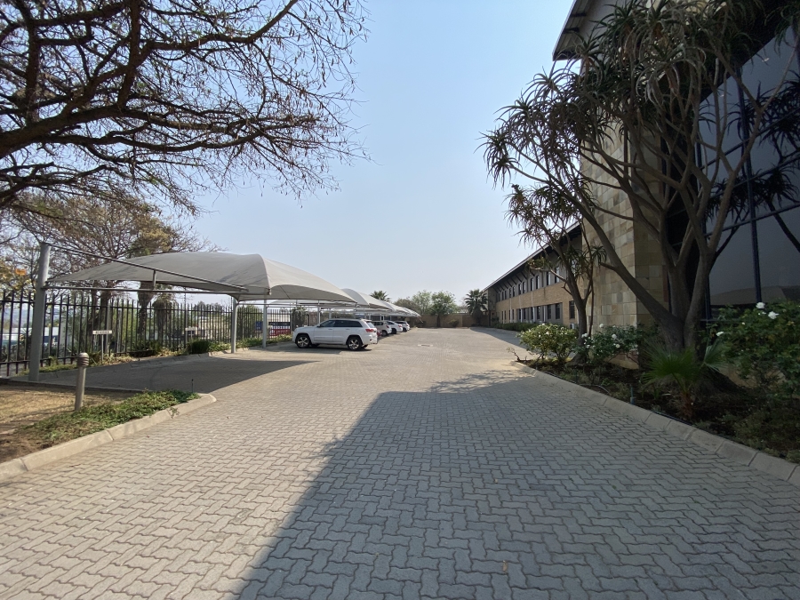 To Let commercial Property for Rent in Linbro Park Gauteng