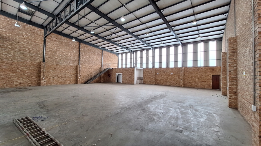 To Let commercial Property for Rent in North Riding Gauteng