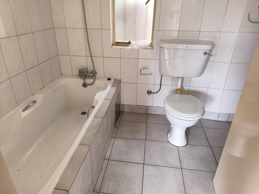 0 Bedroom Property for Sale in Silverton Gauteng