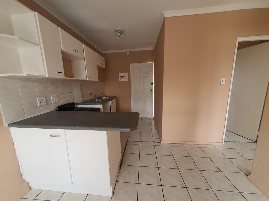 To Let 2 Bedroom Property for Rent in Florentia Gauteng