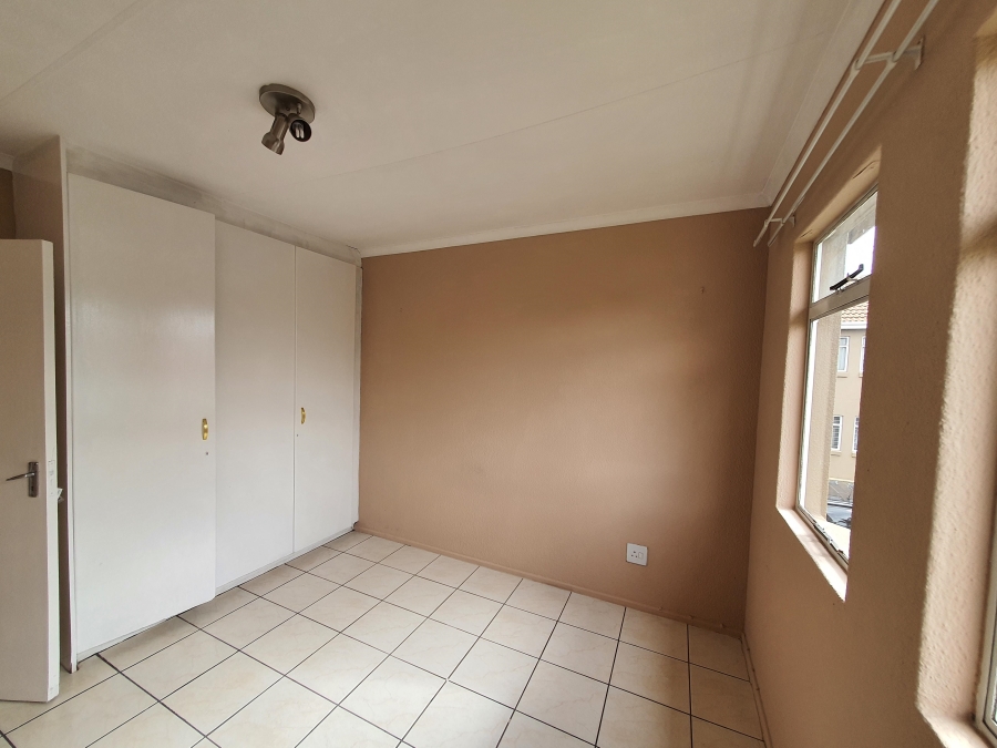 To Let 2 Bedroom Property for Rent in Florentia Gauteng