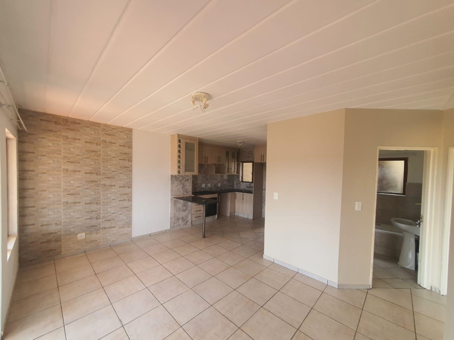 To Let 2 Bedroom Property for Rent in Winchester Hills Gauteng