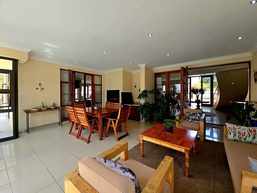 4 Bedroom Property for Sale in Carlswald Estate Gauteng