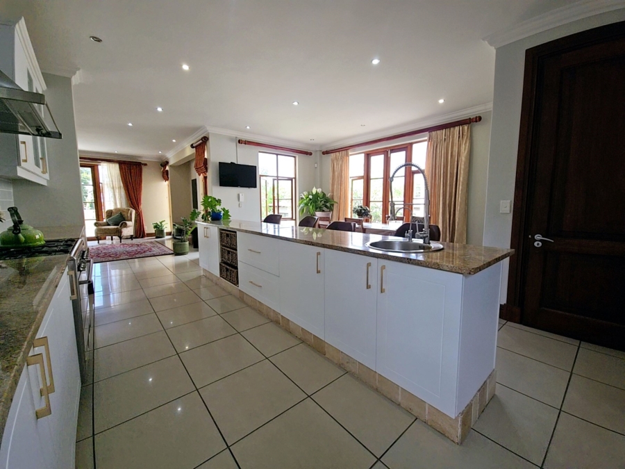 4 Bedroom Property for Sale in Carlswald Estate Gauteng