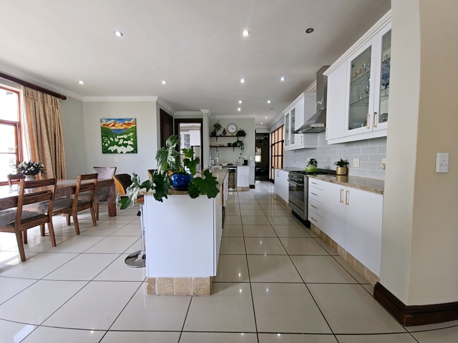 4 Bedroom Property for Sale in Carlswald Estate Gauteng