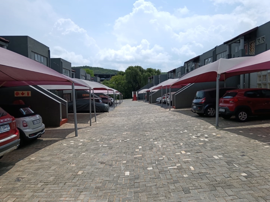 2 Bedroom Property for Sale in Mulbarton Gauteng